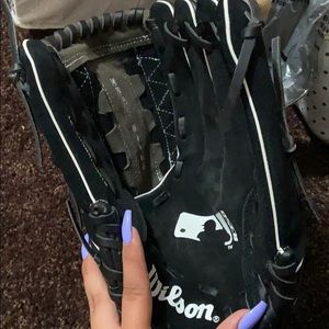 Softball/baseball glove Wilson
